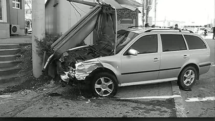 TRAGEDIE provocată de un şofer băut în Constanţa. O tânără a ajuns în stare gravă la spital