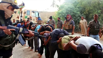GEST îngrozitor al grupului ISIS. Ce a păţit o MAMĂ care a venit să îşi vadă fiul luat OSTATIC este TERIBIL