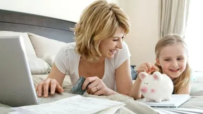 Bani pentru părinții care revin mai repede la muncă din concediul de creştere a copilului: Care e SINGURA condiție ce trebuie îndeplinită