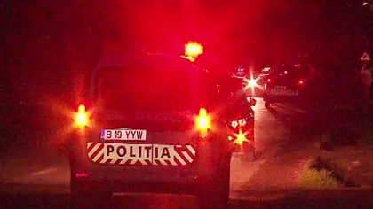 Şofer băut, oprit cu 12 focuri de armă de poliţişti după o cursă nebună