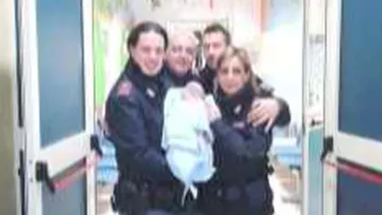 Caz şocant în Italia: Fetiţă româncă de 4 luni, abandonată în casă de părinţi. Copilul, salvat de poliţişti