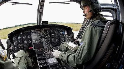 Prinţul Wiliam s-a angajat ca PILOT la serviciul aviatic de urgenţă