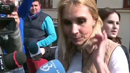 Ruxandra Dragomir i-a adus COVRIGI Elenei Udrea în arest: 