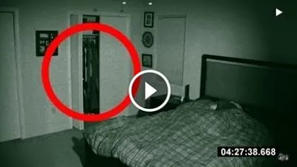 A montat CAMERE VIDEO în dormitorul fiului său ca să-l privească în timp ce face SEX cu iubita