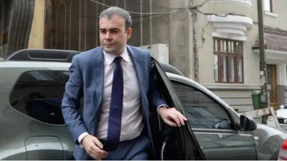Nouă lovitură în justiţie pentru Darius Vâlcov. Fostul ministru RĂMÂNE fără PERMIS de CONDUCERE