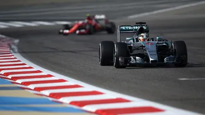Lewis Hamilton, al patrulea pole-position consecutiv în 2015. Pleacă primul pe grilă în Bahrain