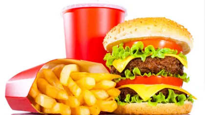 De ce mâncăm junk food pe fond de stres