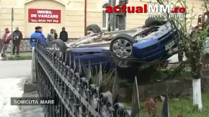 Maramureş: S-a urcat beat la volan şi a dărâmat zidul Bisericii VIDEO