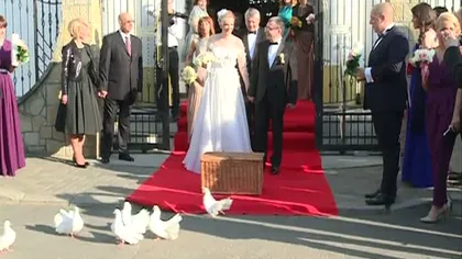 Nunta anului în PNL. Mihai Voicu s-a căsătorit cu colega sa, Claudia Benchescu FOTO&VIDEO