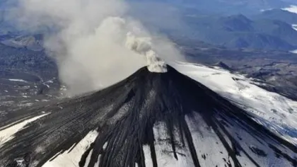 Vulcanul Villarica stă să erupă. Un oraş a fost evacuat