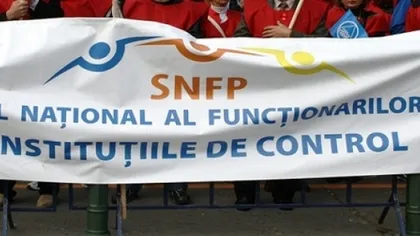 Sindicatul Naţional al Funcţionarilor Publici anunţă proteste: Sunt funcţionari cărora le-au scăzut salariile cu peste 200 de lei