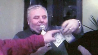 Vicepreşedintele CJ Caraş-Severin Ionesie Ghiorghioni, prins când lua mită 20.000 de lei, a fost REŢINUT
