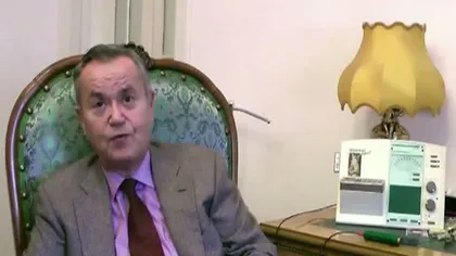 Scandal în diplomaţie. Ambasadorul român în Cehia, personaj într-o reclamă la un aparat de detoxifiere VIDEO