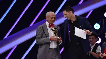 CASTIGATOR NEXT STAR 2015: Gheorghe Zamfir înmânează trofeul. LIVE