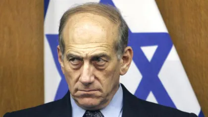 Fostul premier israelian Ehud Olmert, condamnat la opt luni de închisoare pentru corupţie