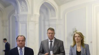 Cum l-au bârfit liderii PNL, Blaga şi Gorghiu, pe Iohannis tocmai de ziua sa de naştere VIDEO