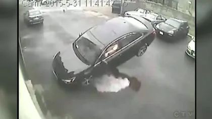 Accident spectaculos în Canada: O maşină a zburat peste mai multe vehicule parcate VIDEO