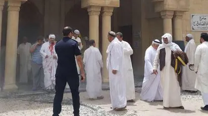 Atac sinucigaş la o moschee din Kuweit revendicată de Statul Islamic. Cel puţin patru morţi