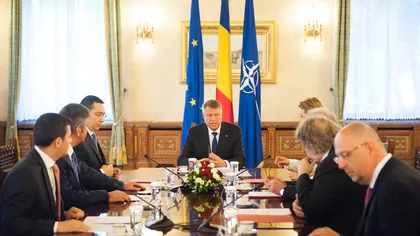 Klaus Iohannis se întâlneşte cu partidele la Cotroceni. Temele, securitatea naţională şi situaţia lui Ponta