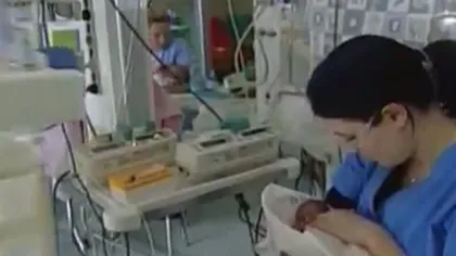 O româncă de 14 ani plecată în Italia a născut prematur, în condiţii inumane VIDEO