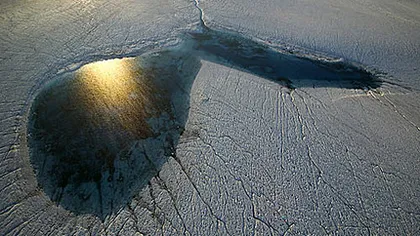 Cercetătorii americani au descoperit secretul dispariţiei unor lacuri glaciare din Groenlanda