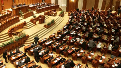 Parlamentarii PSD RENUNŢĂ la modificarea Codului penal după ameninţările lui Oprea