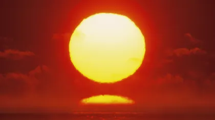 Misterul temperaturii mult superioare din corona solară faţă de suprafaţa Soarelui a fost elucidat