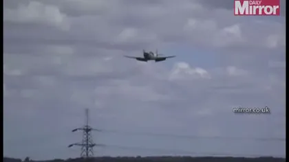 Un pilot a reuşit să aducă la sol un avion fără tren de aterizare VIDEO