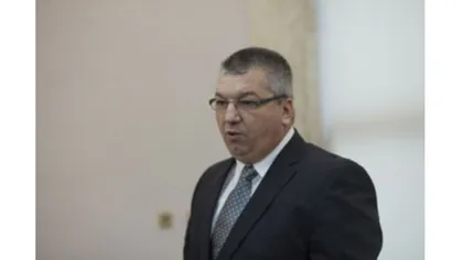 Senatorul UNPR Constantin Popa, dus cu mandat la Tribunalul Bucureşti DIN GREŞEALĂ