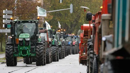 Agricultorii francezi au ieşit în stradă. Fermierii sunt nemulţumiţi că produsele lor se vând pe bani puţini