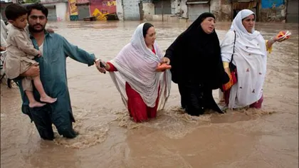 Inundaţii în Pakistan: 81 de morți şi aproape 2.000 de locuinţe distruse