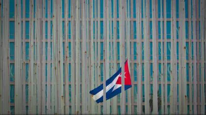 Moment istoric: Drapelul cubanez, arborat la Departamentul de Stat al SUA