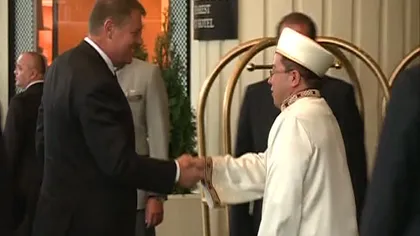 Klaus Iohannis, invitat de muftiul Murat Yusuf la cina de Iftar. Ce le-a spus musulmanilor