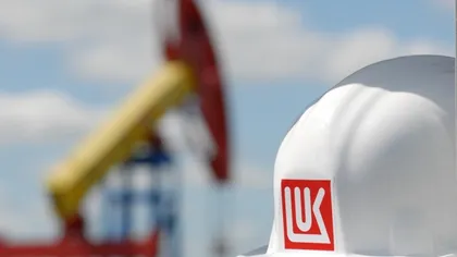 Lukoil ar putea închide rafinăria din România