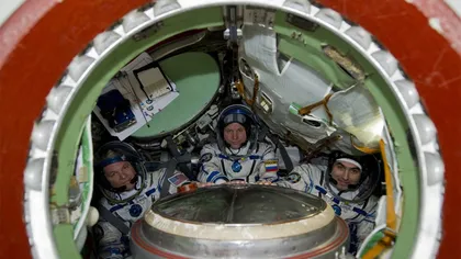 Ca în filme. Astronauţii de pe ISS, evacuaţi într-o capsulă Soyuz, din cauza unui impact cu deşeuri spaţiale
