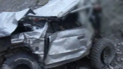 Accident TERIBIL în Prahova. Şofer pasionat de off-road, mort după ce a căzut cu maşina în prăpastie