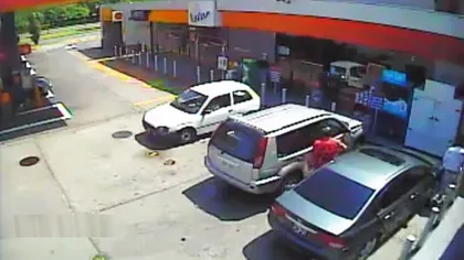 Mare ATENŢIE! Metoda inedită prin care HOŢII fură din MAŞINILE lăsate în PARCAREA benzinăriilor VIDEO