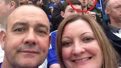Bărbat dispărut acum an, surprins într-un selfie făcut de un cuplu, pe stadion. Ce s-a întâmplat cu el FOTO