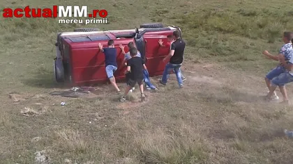 ACCIDENT la un concurs off-road în Maramureş. Viaţa unei pasagere, pusă în pericol de spectatori VIDEO
