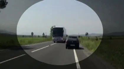 DEPĂŞIRE PERICULOASĂ cu autocarul, în Sibiu VIDEO