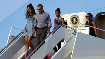 Concediul s-a terminat: Obama se întoarce cu familia la Casa Albă