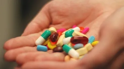 12 medici şi farmacişti, reţinuţi în dosarul reţetelor false cu medicamente de cancer
