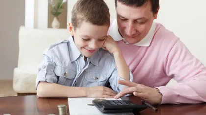 Povestea unui tată: Lecţii financiare pentru copii şi părinţi