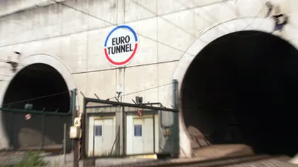 400 de noi tentative ale imigranţilor de a intra în tunelul de sub Canalul Mânecii
