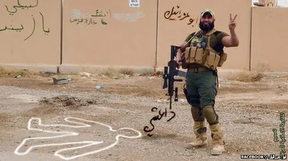 Povestea ÎNGERULUI MORŢII, profesorul care a declarat război grupării teroriste Stat Islamic VIDEO & FOTO