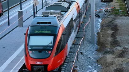CRIZA IMIGRANŢILOR. Căile ferate austriece au transportat peste 13.000 de imigranţi în Germania