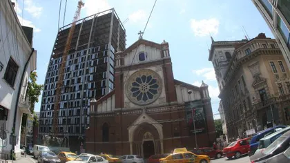 Primăria Capitalei a trimis la Ministerul Culturii o cerere pentru eliberarea avizului privind desfiinţarea Cathedral Plaza