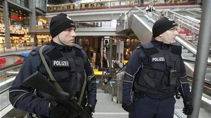 Poliţia germană face percheziţii la Berlin. Suspiciuni de racolare de combatanţi pentru Statul Islamic