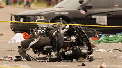 TRAGEDIE în SUA. O tânără a intrat cu maşina în mulţime în Oklahoma: 3 morţi și 22 de răniţi