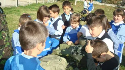 Ziua Armatei României în școli